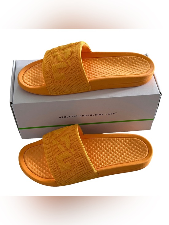 APL Big Logo TechLoom Slide, Mango
Men’s 10, Women’s 11.5, Unisex, NWT main image 5
